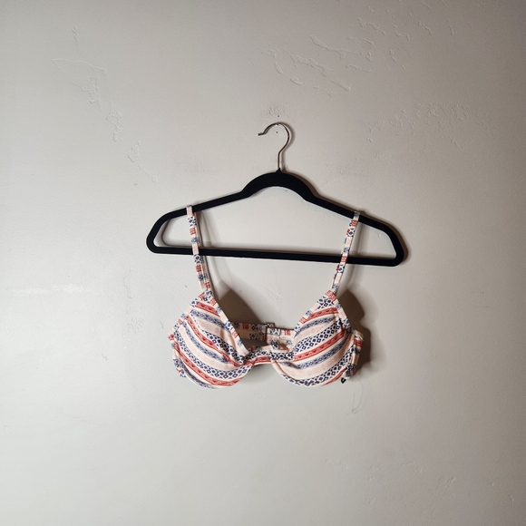 Dippin' Daisy's Other - NWT Dippin' Daisy's West Coast Bikini Top Size Medium
